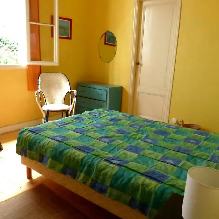 Charmante Villa, 100m De La * פילה סור מר
